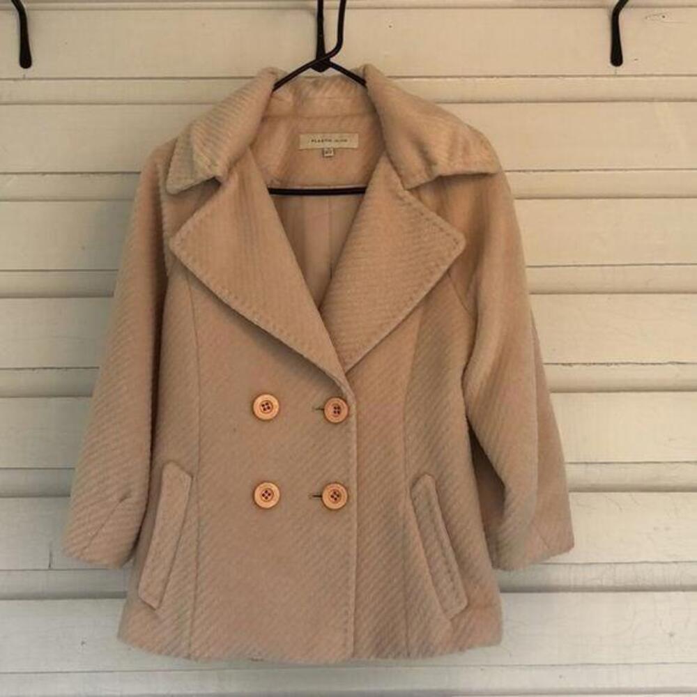 Plastic island cropped cream peacoat